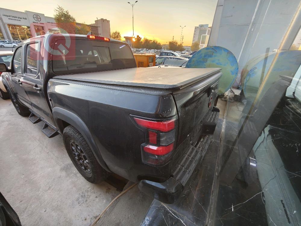 نيسان فرونتر